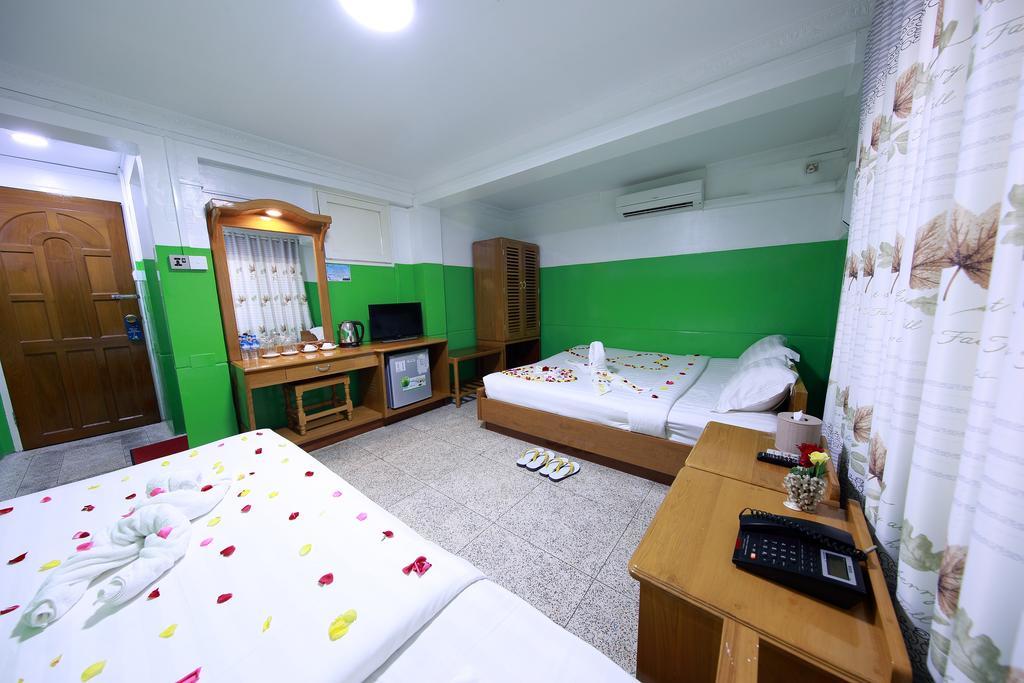 Hotel Venus Mandalaj Kültér fotó