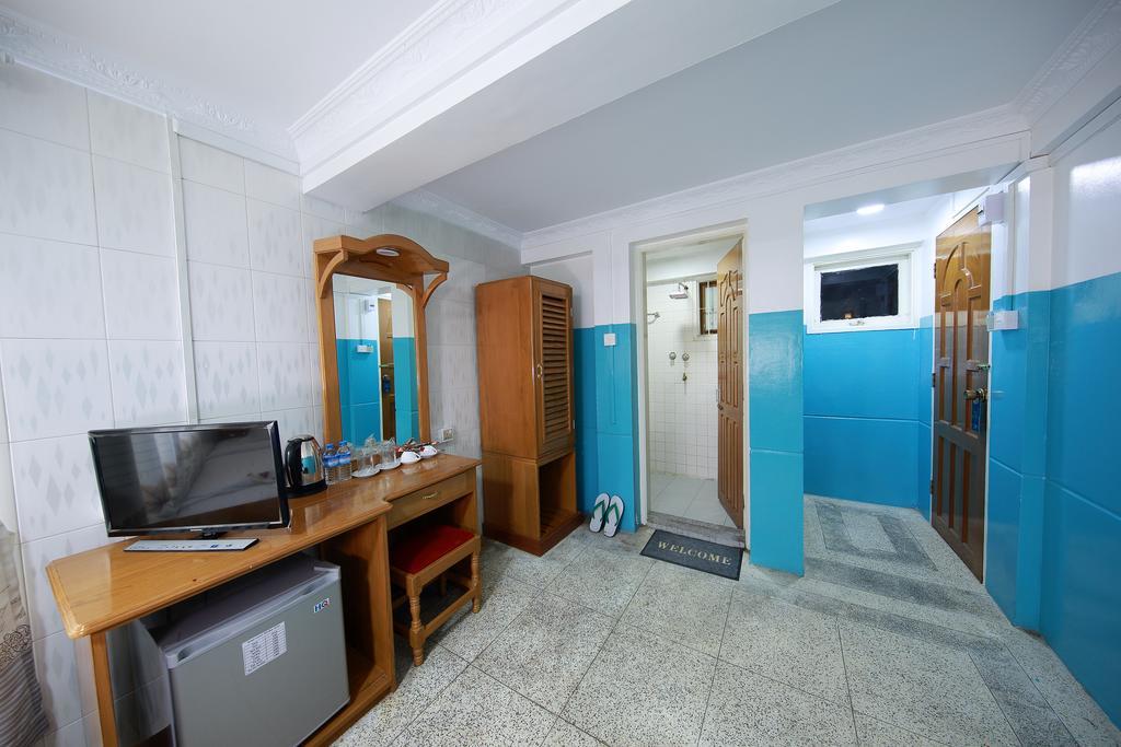 Hotel Venus Mandalaj Kültér fotó